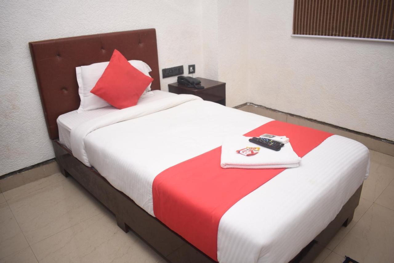 Hotel Jaypee Inn Hāora Exteriér fotografie